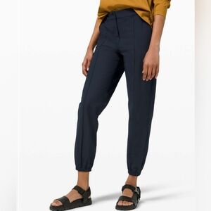 Lululemon Warpstreme High-Rise 7/8 JoggerTrue Navy size 27